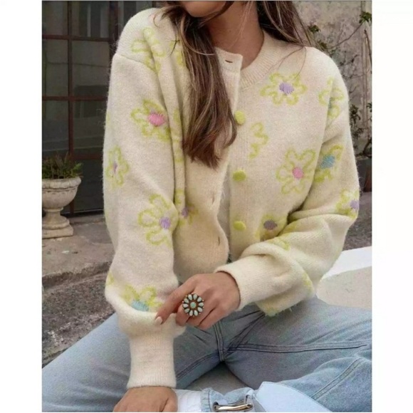 Zara Cream and Yellow Cardigan Sweater - Picture 1 of 6